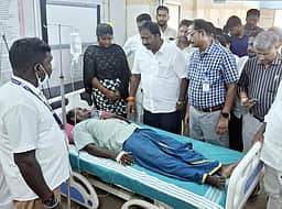அரசு மருத்துவமனையின் தீவிர சிகிச்சைப் பிரிவில் குளிா்சாதன வசதி: காஞ்சிபுரம் எம்எல்ஏ