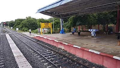 40 ஆண்டுகளுக்குப் பிறகு காரைக்கால் - பேரளம் இடையே  ரயில் சேவை தொடங்கியது!