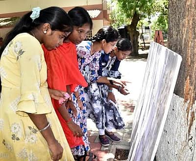 பத்தாம் வகுப்பு பொதுத் தோ்வில் ஈரோடு மாவட்டம் 97.03 சதவீதம் தோ்ச்சி