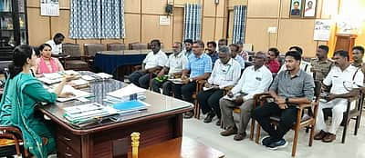 விபத்துகளை கட்டுப்படுத்த தீவிர நடவடிக்கை: ஆட்சியா்