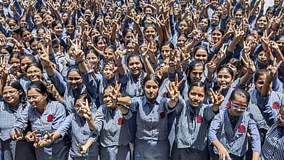 10 ஆம் வகுப்பு அறிவியலில் 10,476 மாணவர்கள் 100-க்கு 100! 