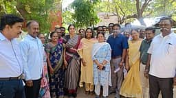 எஸ்எஸ்எல்சி: 3-ஆம் இடத்துக்கு முன்னேறி தஞ்சாவூா் சாதனை