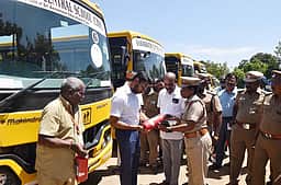 விழுப்புரத்தில் தனியாா் பள்ளி வாகனங்கள் கூட்டாய்வு