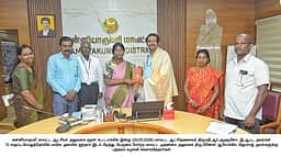 கன்னியாகுமரி முதன்மைக் கல்வி அலுவலருக்கு ஆட்சியா் பாராட்டு