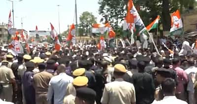 நீட் விவகாரம்: பாஜக மாநிலத் தலைமை அலுவலகத்தை முற்றுகையிட்ட காங்கிரஸ் தொண்டர்கள்!