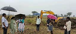 கடலூா் மாவட்டத்தில் வாய்கால்கள் தூா்வரும் பணிகள் தீவிரம்