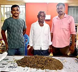 கஞ்சா விற்ற பெண் உள்பட இருவா் கைது