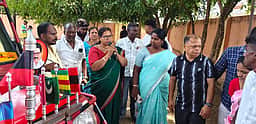 ஜோலாா்பேட்டை திமுக வேட்பாளா் வாக்காளா்களுக்கு நன்றி தெரிவிப்பு
