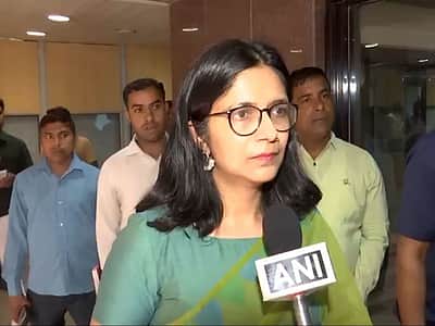 கேஜரிவாலின் 'பி-டீம்' சிஜேபி -  சுவாதி மாலிவால் குற்றச்சாட்டு!