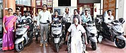 மாற்றுத்திறனாளிகளுக்கு ரூ. 5.50 லட்சம் மதிப்பிலான நலத்திட்ட உதவிகள் வழங்கல்