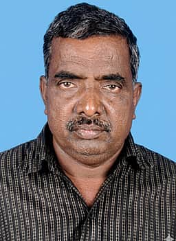 வேன் மோதி விவசாயி உயிரிழப்பு