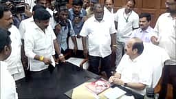 இசக்கி சுப்பையா ராஜிநாமா ஏற்பு! தவெகவில் இணைந்தார்!