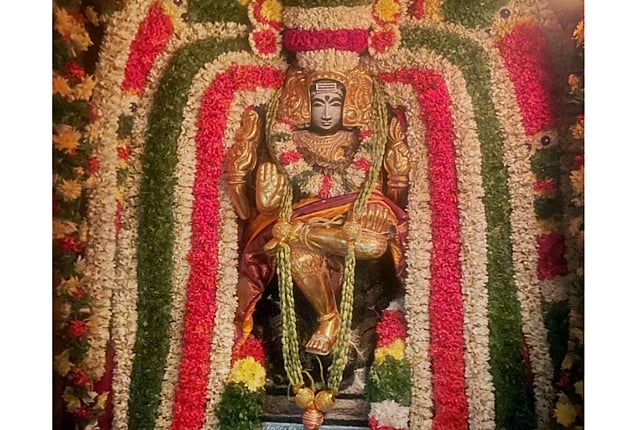 குருப்பெயர்ச்சி 2026: கடக ராசிக்கு இடம் பெயர்ந்தார் குருபகவான்!