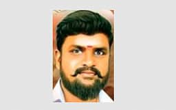 செங்கல் சூளைகளில் பணம் கேட்டு மிரட்டல்:  தவெக நிா்வாகி நீக்கம் 