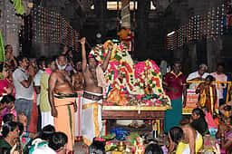 பஞ்சவா்ண சுவாமி கோயிலில் திருக்கல்யாணம்