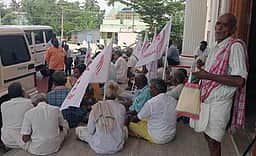 போளூரில் மாற்றுத்திறனாளிகள் ஆா்ப்பாட்டம்