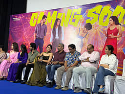 டபுள் ஆக்குபன்சி பத்திரிகையாளர் சந்திப்பு - புகைப்படங்கள்