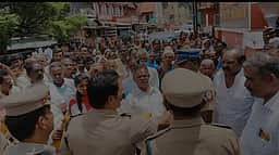 மாயமான எஸ்டேட் உரிமையாளரை மீட்டுத் தரக்கோரி ஆட்சியா் அலுவலகத்தில் தொழிலாளா்கள் மனு