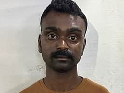 தனியாா் நிதிநிறுவனத்தில் திருடிய ஊழியா் கைது: ரு. 9 லட்சம் நகைகள், ரூ. 8.36 லட்சம் ரொக்கம் மீட்பு
