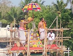 கருப்பூர் ஸ்ரீ மாரியம்மன் கோயிலில் மஹா கும்பாபிஷேகம்!