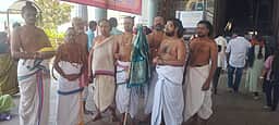சிதம்பரம் நடராஜர் கோயிலில் செங்கோல் நாள் கொண்டாட்டம்!