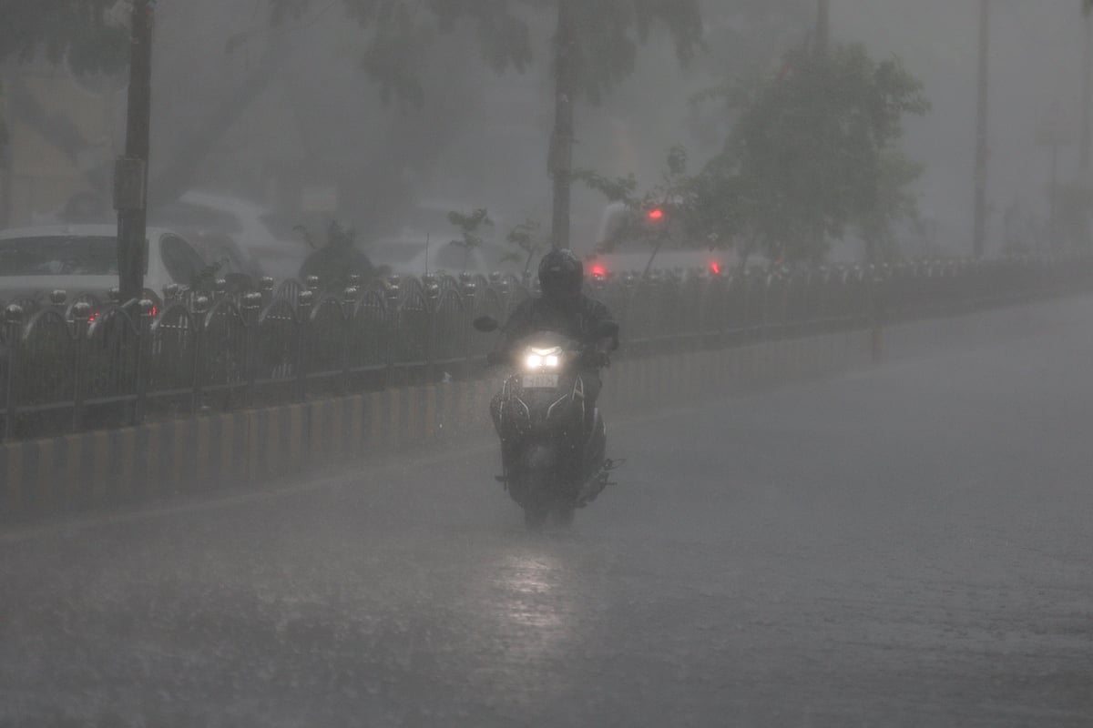 தென்மேற்கு பருவமழை எப்படி இருக்கும்? வானிலை மையம் விளக்கம்!