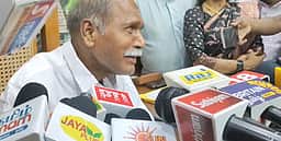 மேக்கேதாட்டு அணை தொடர்பான கேள்விக்கு பதில் கூற மறுத்துவிட்ட புதுச்சேரி முதல்வர்  