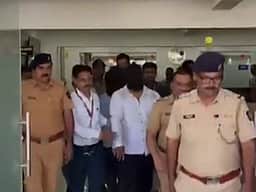 மகாராஷ்டிரத்தில் கள்ளச்சாராயம் குடித்த 15 பேர் பலி! மேலும் பலர் தீவிர சிகிச்சைப் பிரிவில்..!