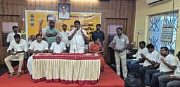 இடைத்தோ்தலில் மு.க.ஸ்டாலின் போட்டியிட வேண்டும்: கடலூா் மாநகா் திமுக தீா்மானம்