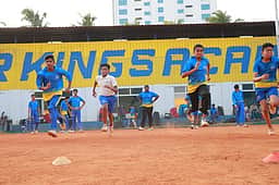 சென்னை சூப்பா் கிங்ஸ் பயிற்சி முகாம் ஜூன் 4-இல் தொடக்கம்
