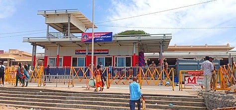திருச்செந்தூா் கோயில் கடற்கரையில் புறக்காவல் நிலையம்