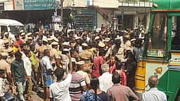 குமாரபாளையத்தில் சிறுமிகளுக்கு பாலியல் தொல்லை: 2 போ் கைது
