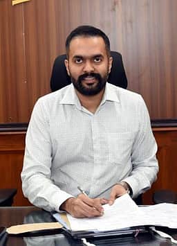 மதுரை மாவட்ட ஆட்சியா் பொறுப்பேற்பு