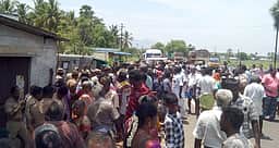 டாஸ்மாக் மதுக்கடையை மூடக் கோரி பொதுமக்கள் சாலை மறியல்