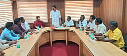 உளுந்தூா்பேட்டை நகராட்சி அலுவலகத்தில் எம்எல்ஏ ஆய்வு