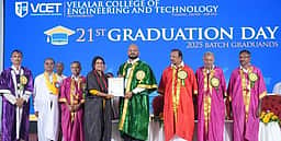 வேளாளா் பொறியியல் கல்லூரியில் பட்டமளிப்பு விழா