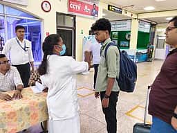 சேலம் விமான நிலையத்தில் தீவிர கண்காணிப்பு