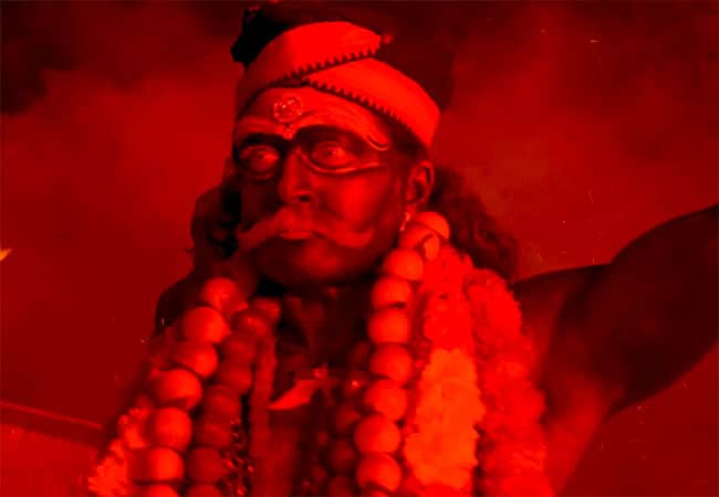 காவல்கார கருப்பு மேக்கிங் விடியோ!
