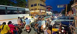 ஒசூா் மாநகராட்சி அலுவலகம் முதல் ரயில் நிலையம் வரை மேம்பாலம் அமைக்க கோரிக்கை
