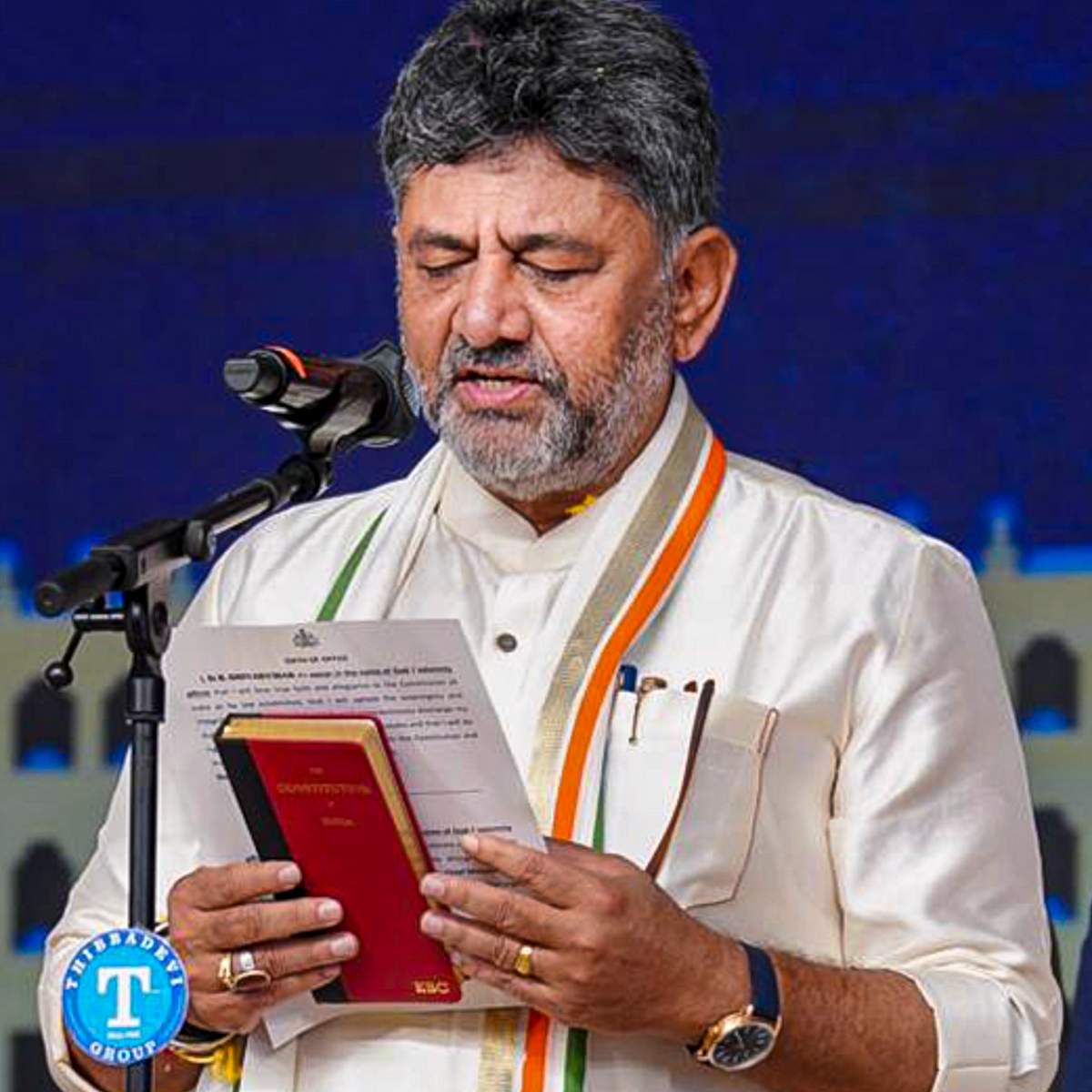 கர்நாடக முதல்வராக பதவியேற்றார் டி. கே. சிவகுமார் - புகைப்படங்கள்
