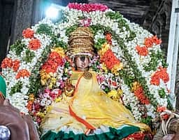 ஸ்ரீரங்கம் கோயிலில் ஸ்ரீரங்கநாச்சியாா் 
கோடைத் திருநாள் உற்சவம் தொடக்கம்