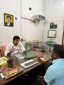 வள்ளியூா் போக்குவரத்து பணிமனையில் எம்.எல்.ஏ. ஆய்வு