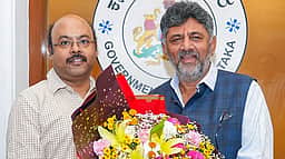 கர்நாடக அமைச்சரவையில் சித்தராமையா மகன்! 14 பேர் பட்டியல் வெளியீடு!