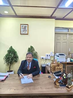 புதுச்சேரி தலைமைத் தோ்தல் அதிகாரி பதவியேற்பு