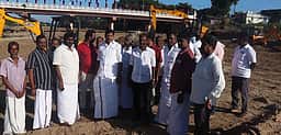 ‘7 பொக்லைன் இயந்திரங்களை
தூா்வார பயன்படுத்தி கொள்ளலாம்’
