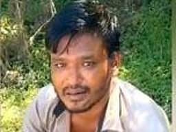 பேருந்தை மது போதையில் இயக்கிய ஓட்டுநா்: பயணிகள் அச்சம்