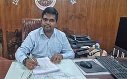 அடிப்படை வசதிகள் மேம்பாட்டுக்கு முன்னுரிமை:
கடலூா் மாநகராட்சி புதிய ஆணையா் கிஷன்குமாா்