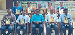 மணிமுத்தாறு அரசுப் பள்ளியில் பாராட்டு விழா
