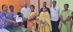 கோவில்பட்டியில் ஜமாபந்தி:
7 பேருக்கு குடும்ப அட்டையில் திருத்தம்