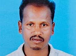 கடம்பூா் அருகே யானை தாக்கி கட்டடத் தொழிலாளி உயிரிழப்பு